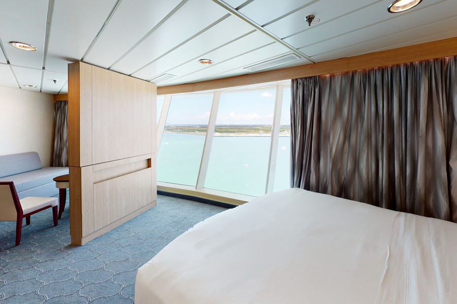 RCI, Independence of the Seas, Ocean View Panoramic _No Balcony_.jpeg